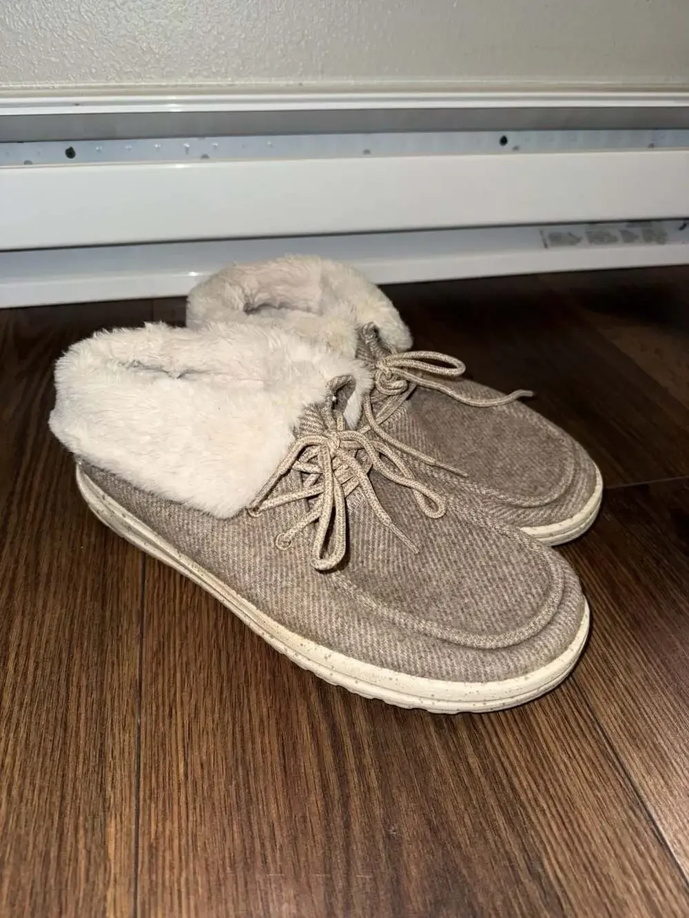 Hey Dude Britt Women's Faux Fur Lined Brown Ankle Booties Size Women’s 10